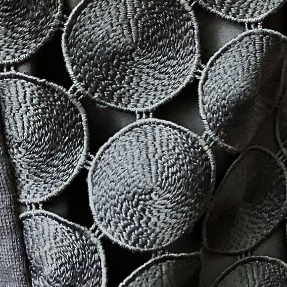 Ann Taylor Black Geometric Top / SZ: S / NWT - Picture 5 of 6